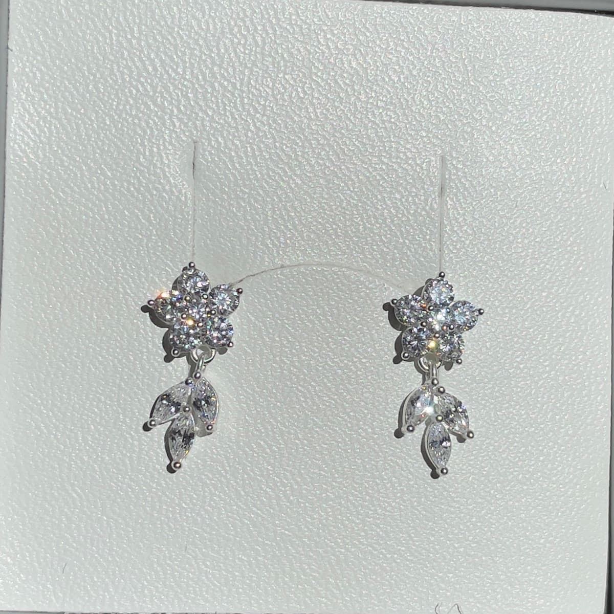 Brinco Flor Cristal
