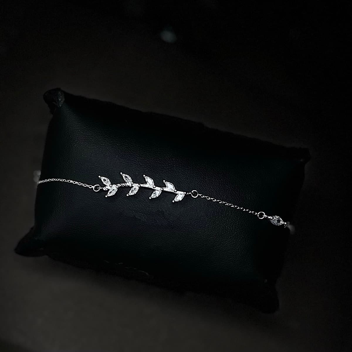 Pulseira Ramo de Folhas
